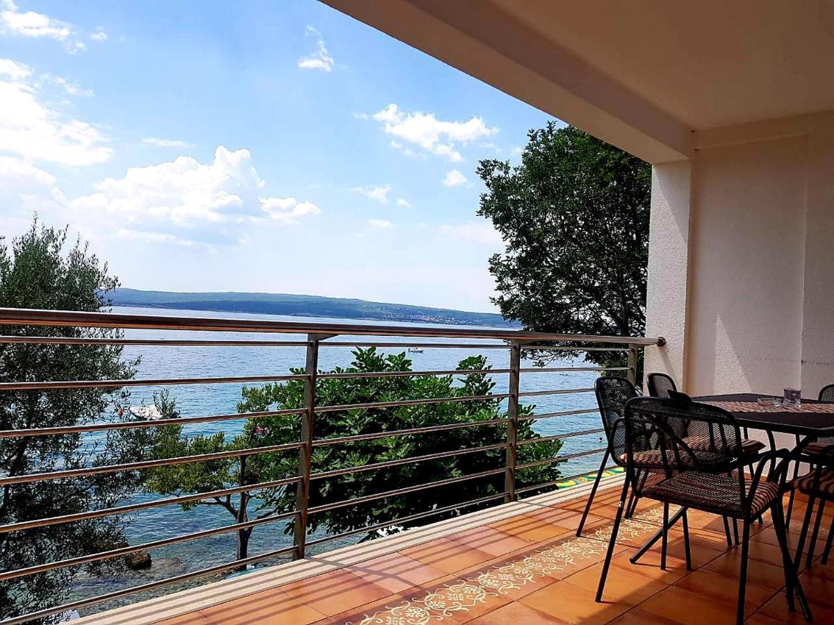 App Lolly Apartment Selce Exterior photo